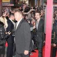 Robert Pattinson arrives at the UGC Capucines